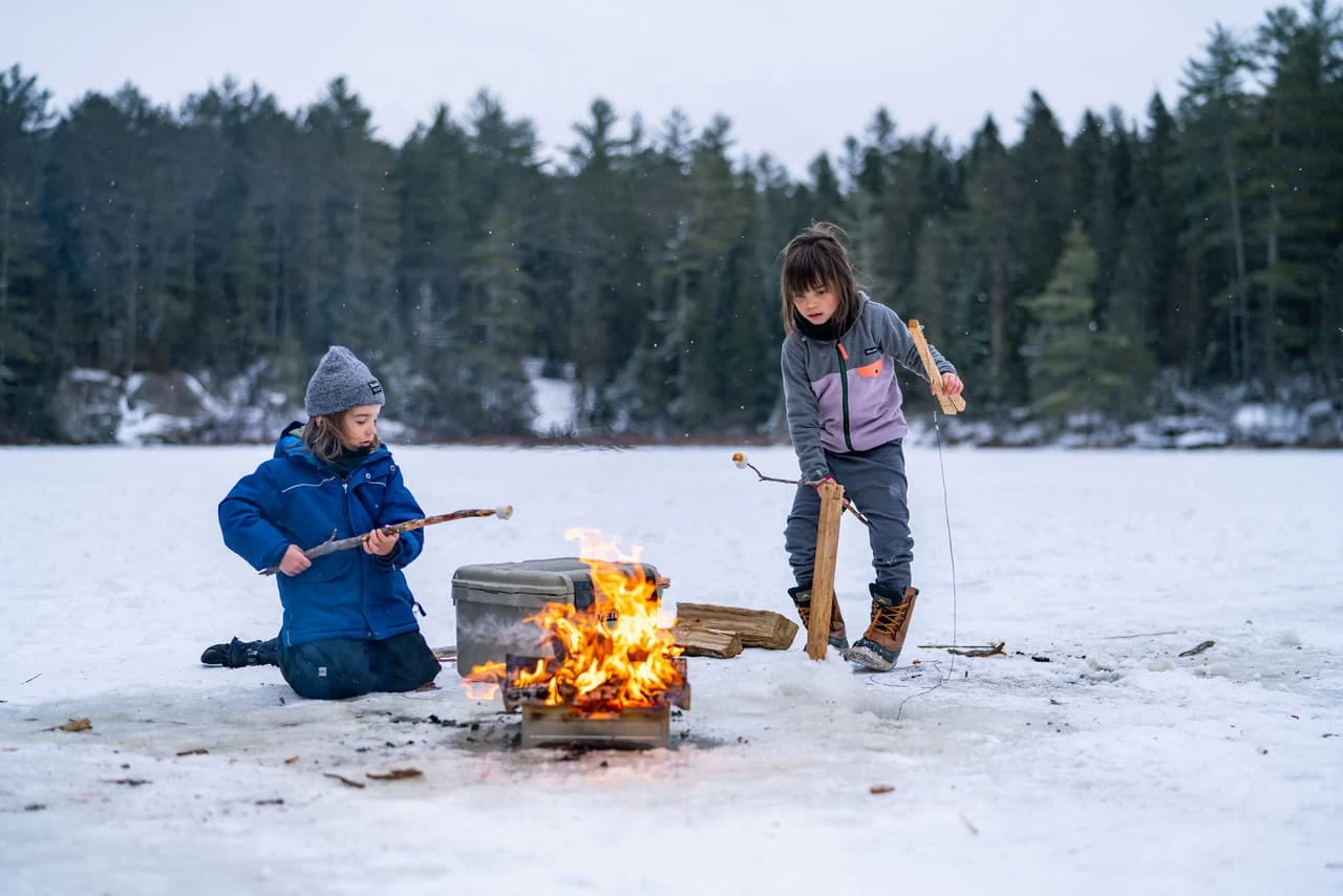 Wolf And Grizzly Fire Safe Portable Fire Pit - Image 15