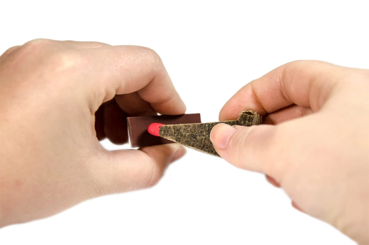 UCO Stormproof Sweetfire Strikeable Fire Starter - Image 5